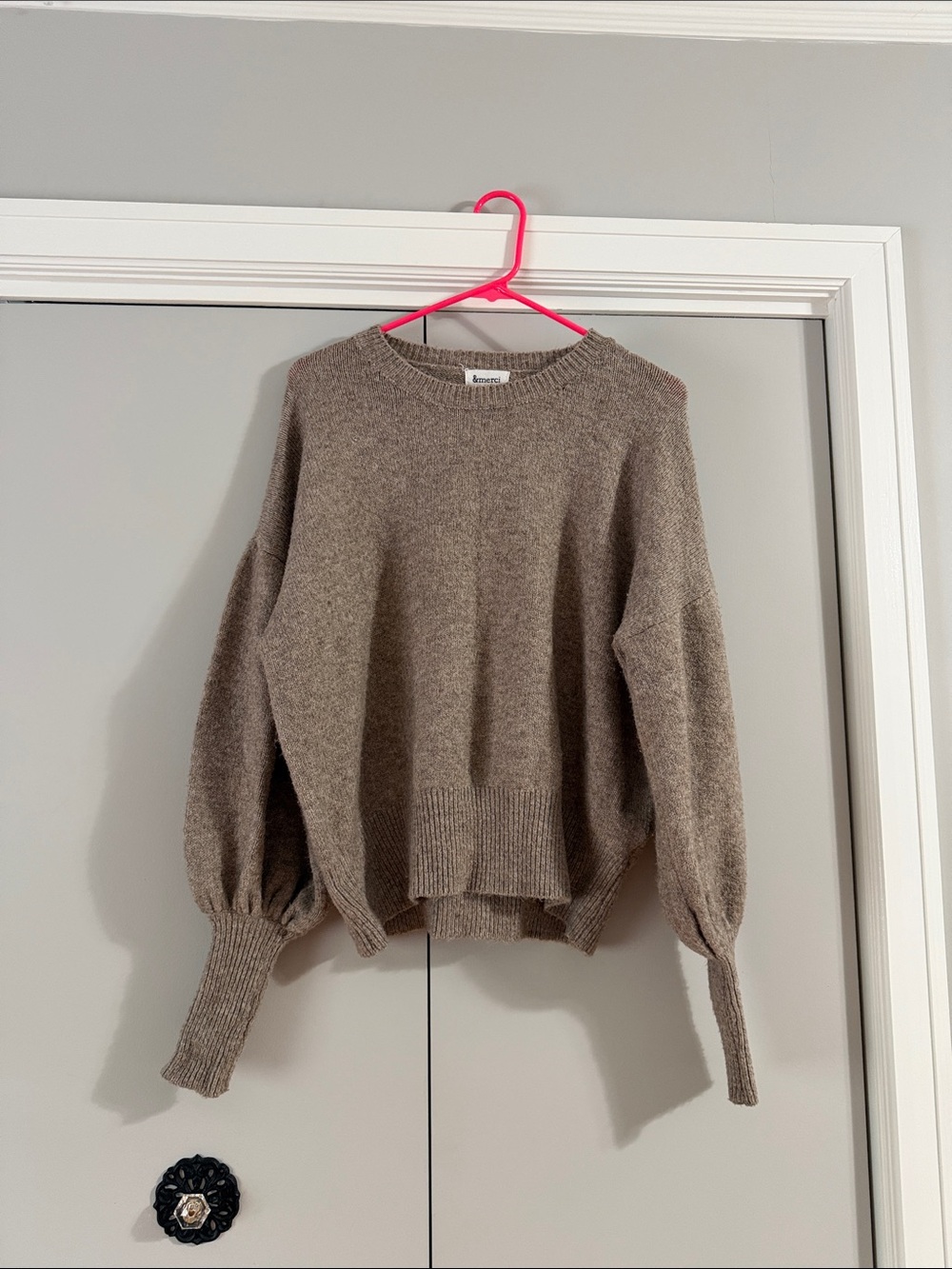 Relaxed Balloon-Sleeve Crewneck Sweater - Taupe